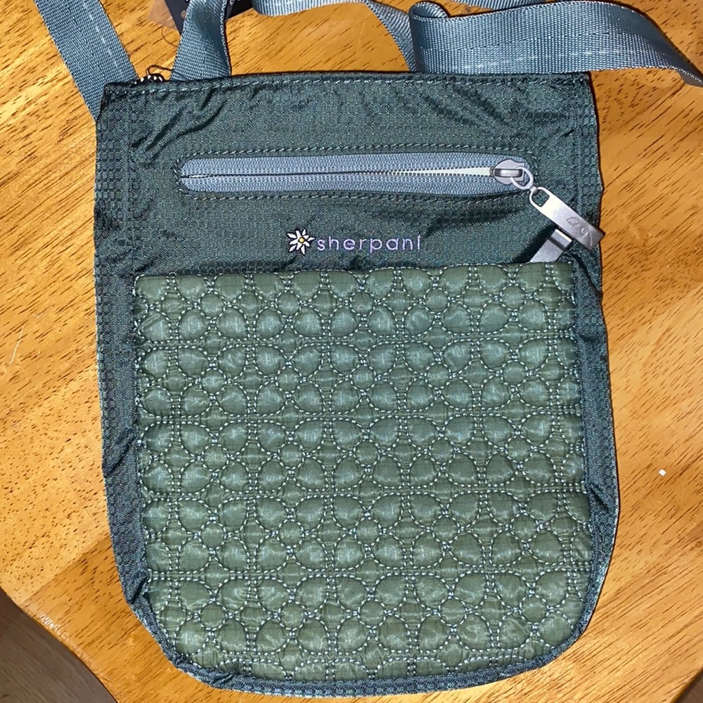 Sherpani Bag